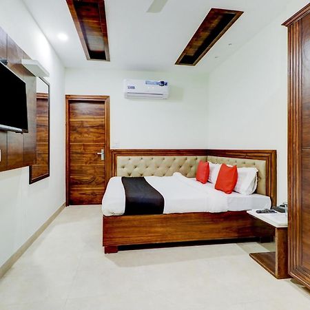 Hotel O Stevia Zirakpur エクステリア 写真