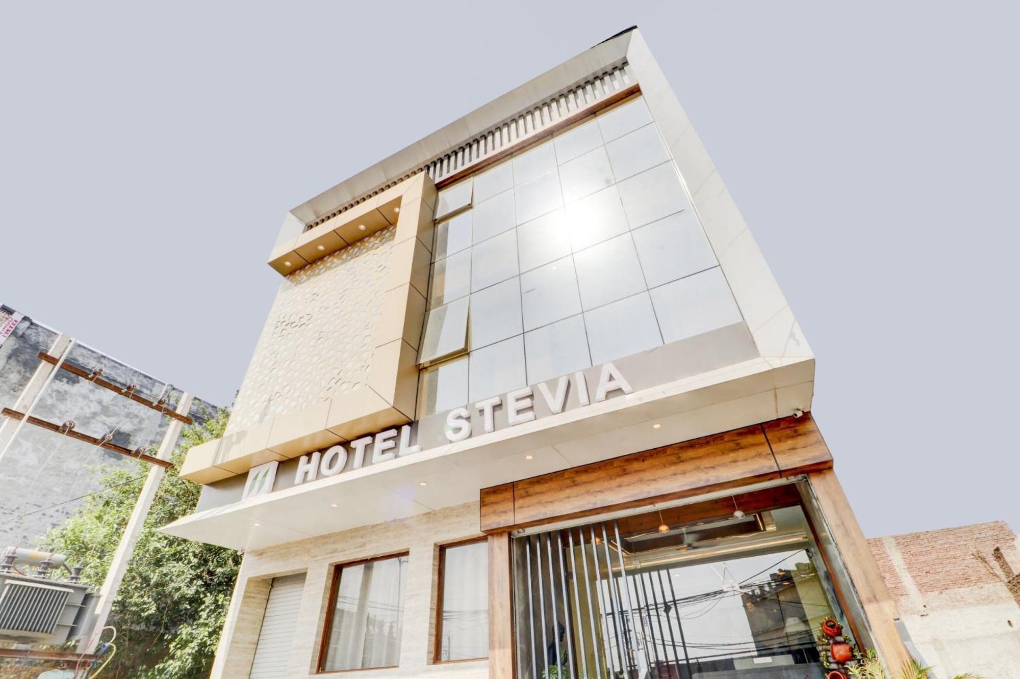 Hotel O Stevia Zirakpur エクステリア 写真